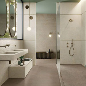 Italgraniti Silver Grain & Ceppo Di Gre Klassisches Badezimmer